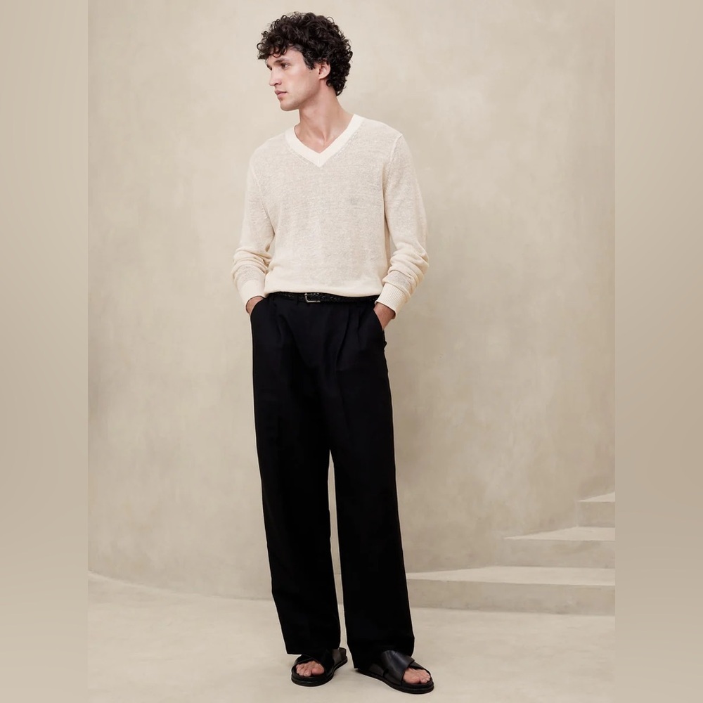 BR European Flax Linen V-Neck Sweater | Small | $150 retail